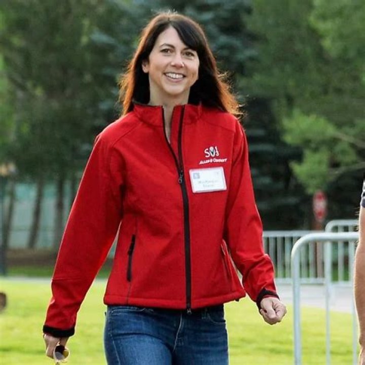 
Is MacKenzie Bezos Married? Her Bio, Age, Children, Height and Net worth 