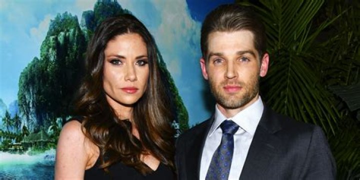 
Is ‘Sex/Life’ Star Mike Vogel Married? Exploring his Relationship Status 