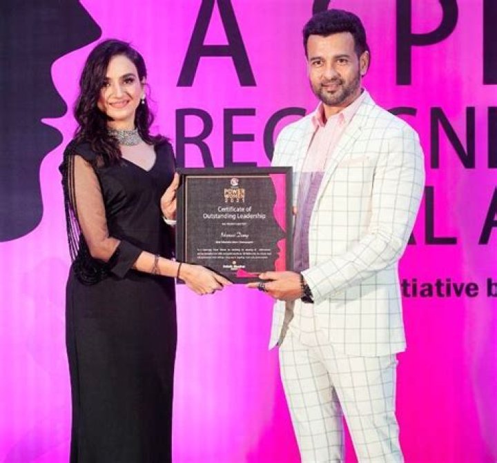 Ishpreet Dang Height, Weight, Net Worth, Age, Birthday, Wikipedia, Who, Nationality, Biography