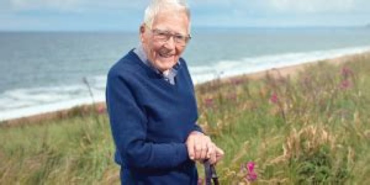 
James Lovelock Height, Weight, Net Worth, Age, Birthday, Wikipedia, Who, Nationality, Biography 