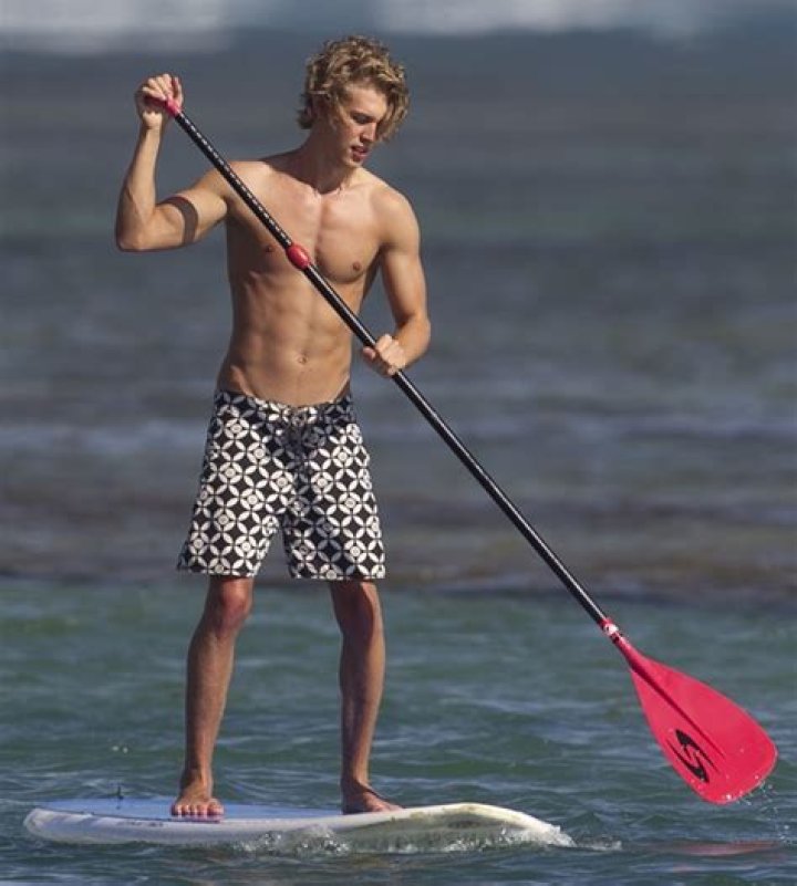 
Jared Butler Height, Weight, Net Worth, Age, Birthday, Wikipedia, Who, Nationality, Biography 