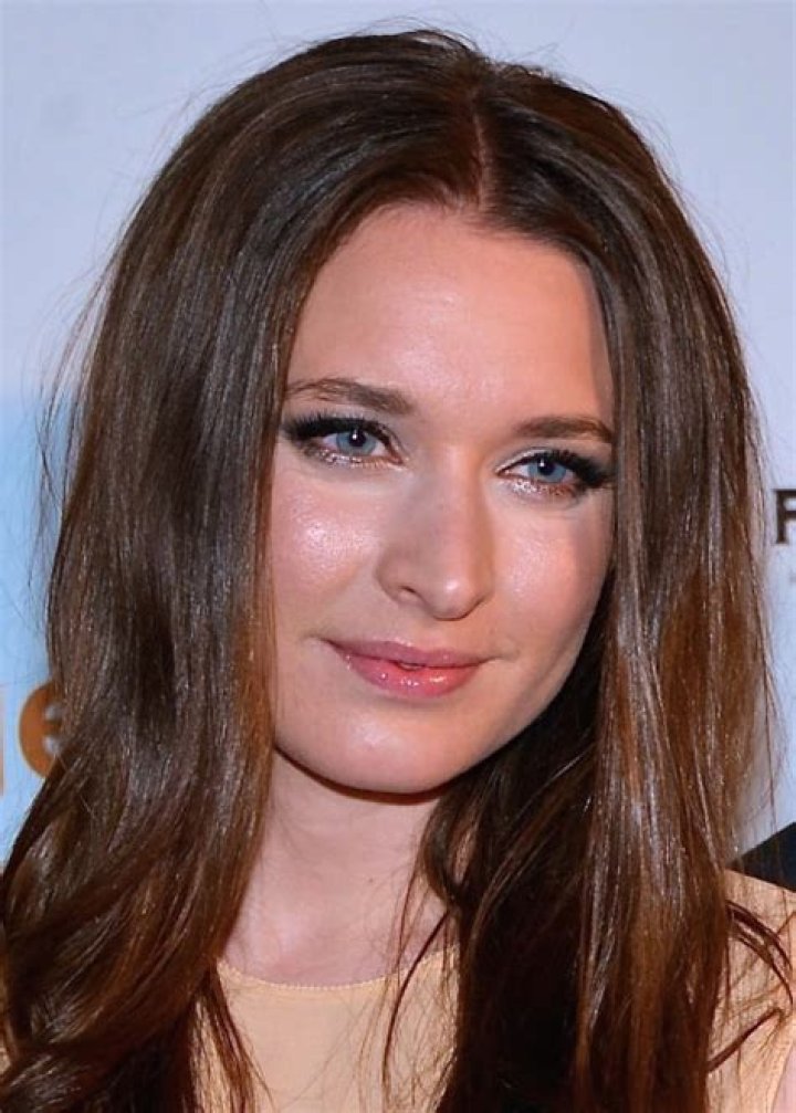 
Jennifer Asplund Age, Birthday, Wikipedia, Who, Nationality, Biography 