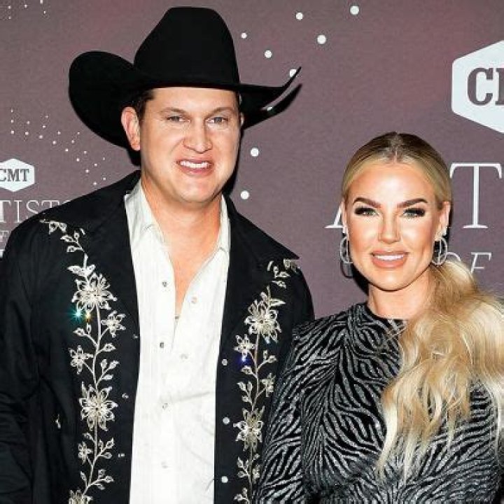 
Jon Pardi And Summer Duncan Welcomed Their First Child 