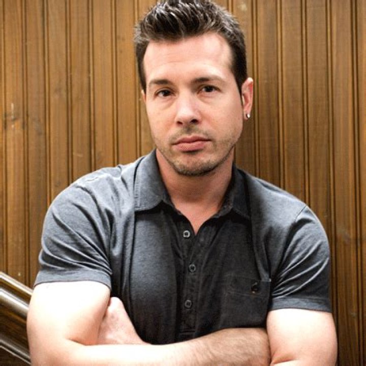 Jon Seda Height, Weight, Net Worth, Age, Birthday, Wikipedia, Who, Nationality, Biography