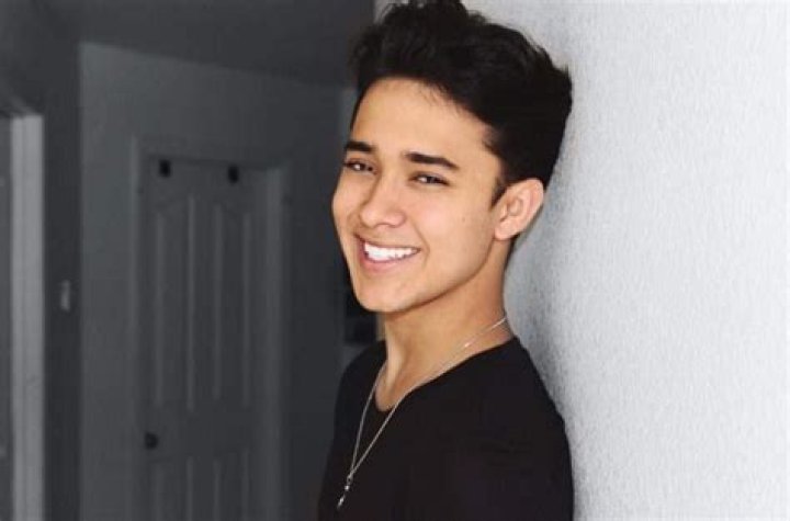 
Joseph Pimentel Height, Weight, Net Worth, Age, Birthday, Wikipedia, Who, Nationality, Biography 