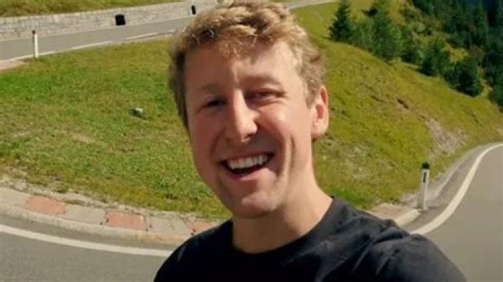 Josh Neuman Height, Weight, Net Worth, Age, Birthday, Wikipedia, Who, Nationality, Biography