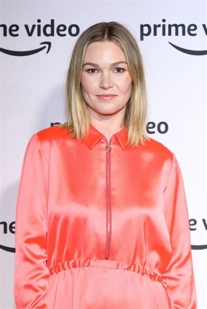 Julia Stiles Height, Weight, Net Worth, Age, Birthday, Wikipedia, Who, Nationality, Biography