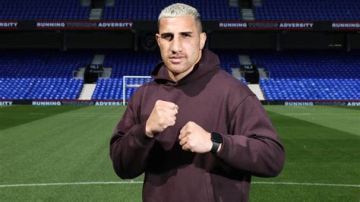 
Justis Huni Height, Weight, Net Worth, Age, Birthday, Wikipedia, Who, Nationality, Biography 