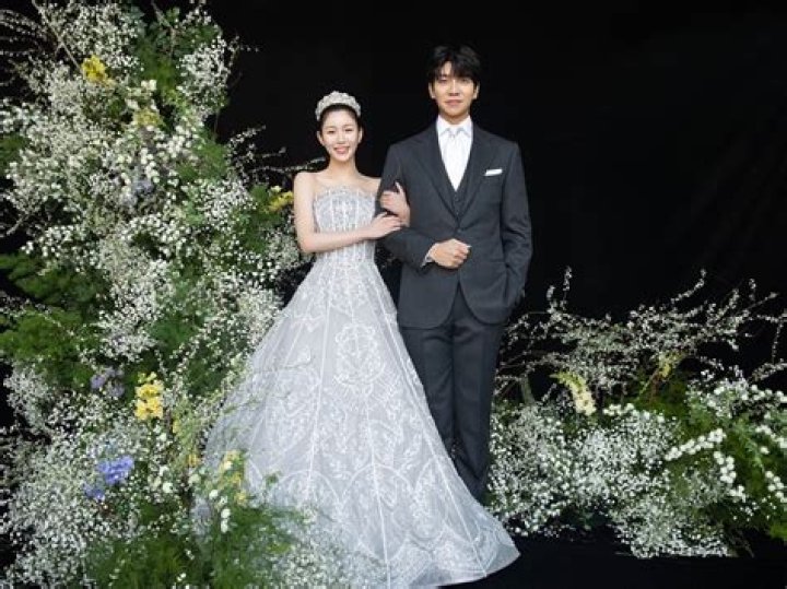 
K-Drama Stars Lee Seung-gi and Lee Da-in Announce Marriage Plans 