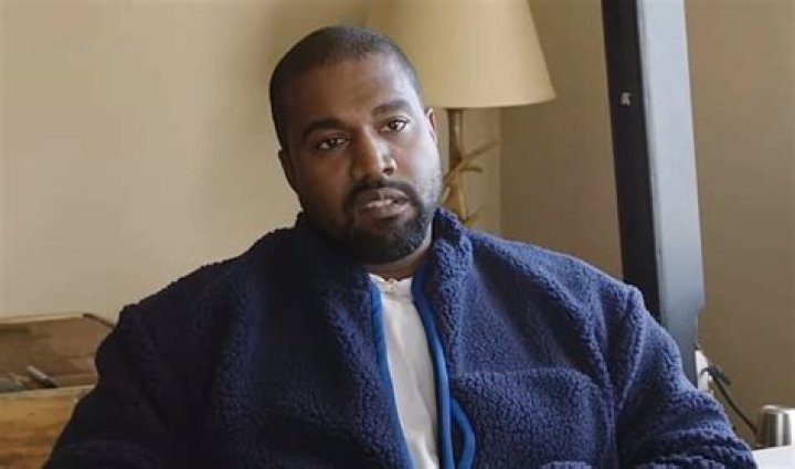 
Kanye West End Yeezy Deal With Gap To Focus On His Own Retail Store 
