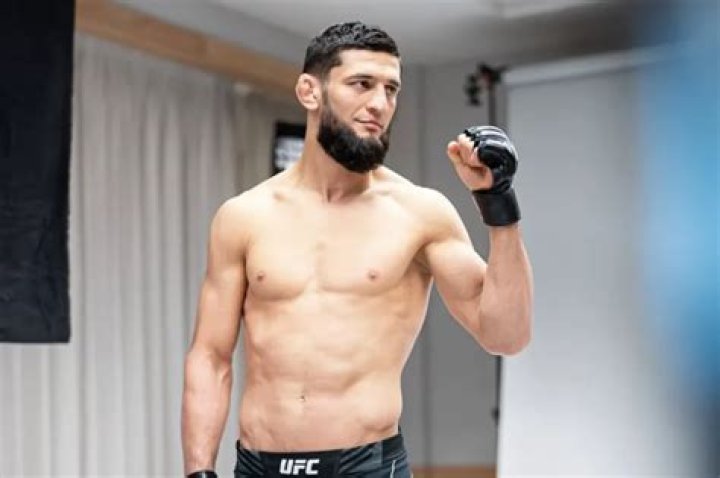 Khamzat Chimaev Height, Weight, Net Worth, Age, Birthday, Wikipedia, Who, Nationality, Biography