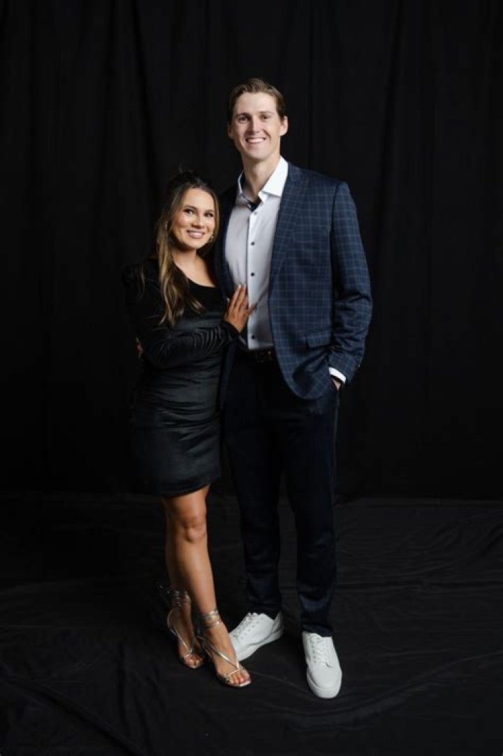 
Kyle Wright Wife Shelby Wright Height, Weight, Net Worth, Age, Birthday, Wikipedia, Who, Nationality, Biography 