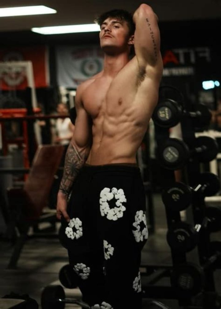 
Lane Hancock Height, Weight, Net Worth, Age, Birthday, Wikipedia, Who, Nationality, Biography 