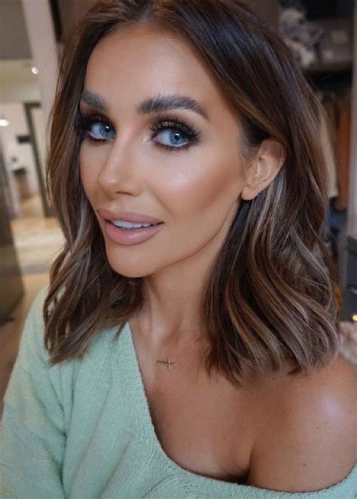 Laura Anderson Height, Weight, Net Worth, Age, Birthday, Wikipedia, Who, Nationality, Biography