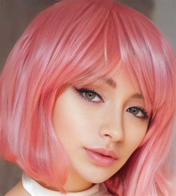 Leah Meow Height, Weight, Net Worth, Age, Birthday, Wikipedia, Who, Instagram, Biography