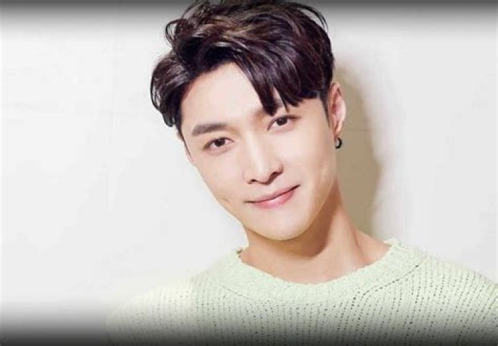 
Linda Zhang Age, Birthday, Wikipedia, Who, Nationality, Biography 