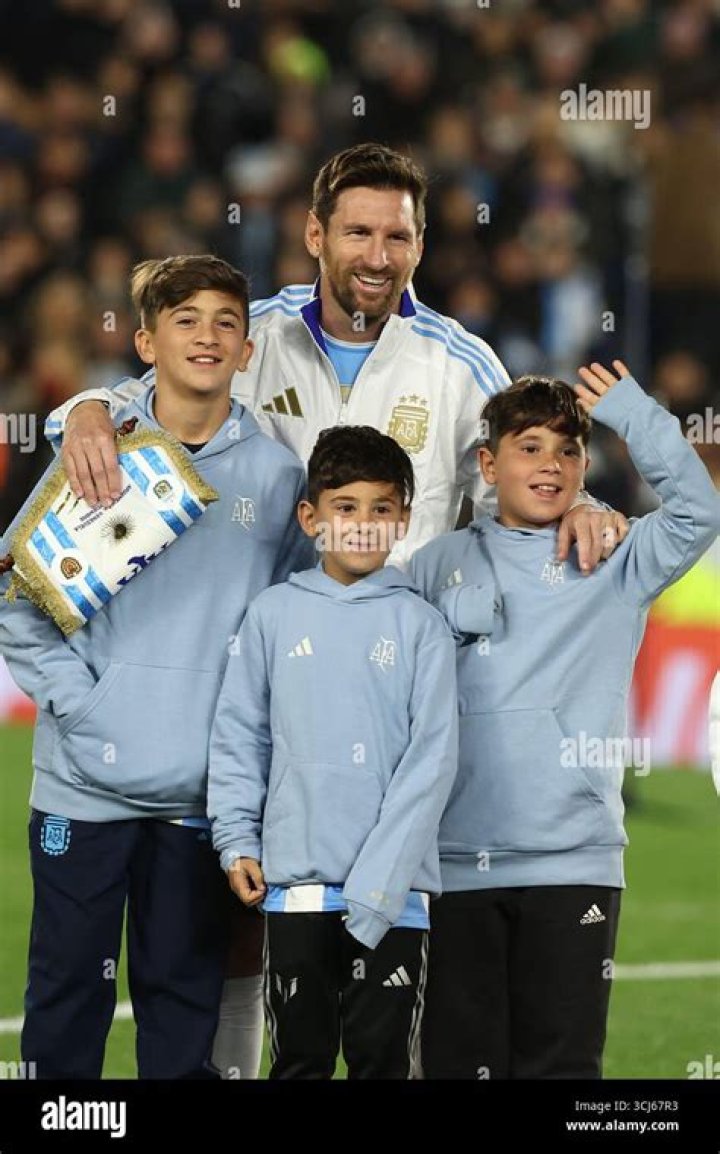 
Lionel Messi’s children: Who are Thiago, Mateo and Ciro? 