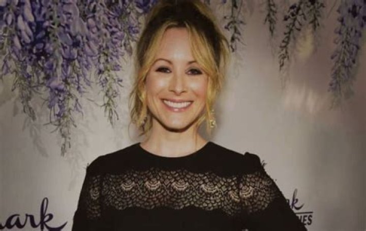 Lisa Durupt Height, Weight, Net Worth, Age, Wiki, Who, Instagram, Biography