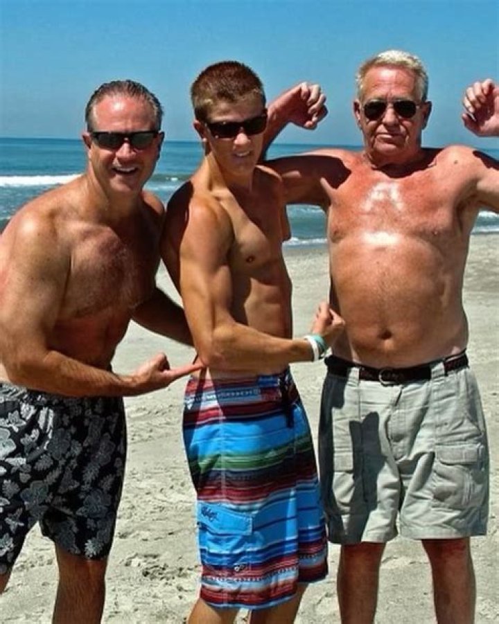 Logan Aldridge Boat Accident, The CrossFit Dude Lost His Arm When He Was 13