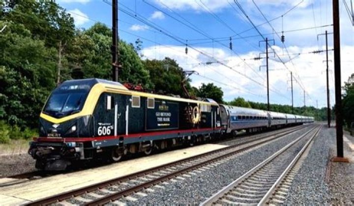 
Long-distance trains in US cancelled ahead of potential strike 