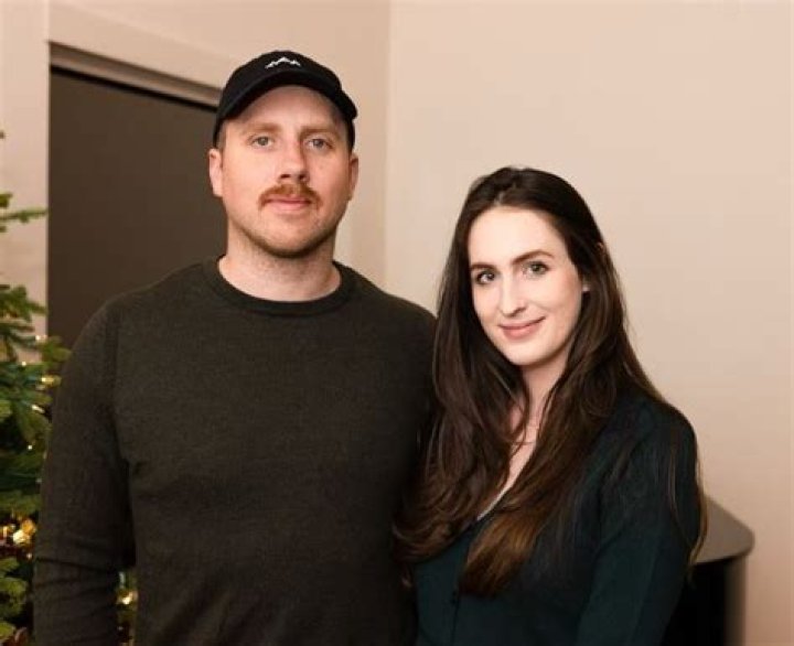 Loren Schaffer Height, Weight, Net Worth, Age, Birthday, Wikipedia, Who, Instagram, Biography