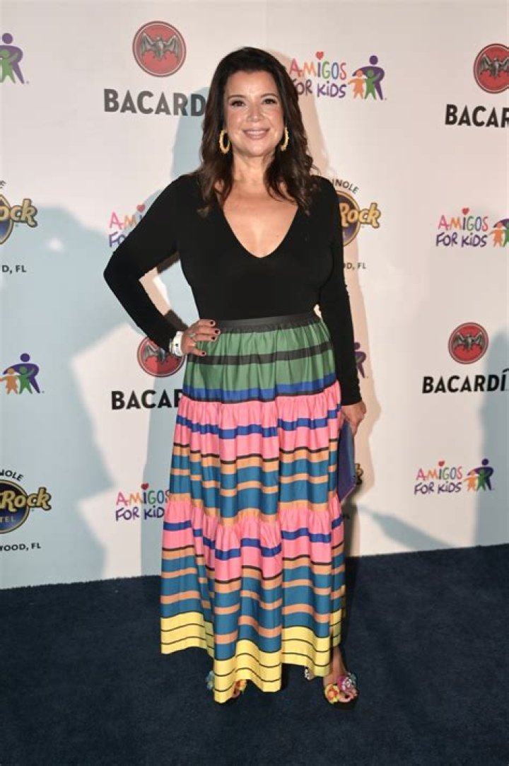 Lulu Garcia-Navarro Height, Weight, Net Worth, Age, Birthday, Wikipedia, Who, Nationality, Biography