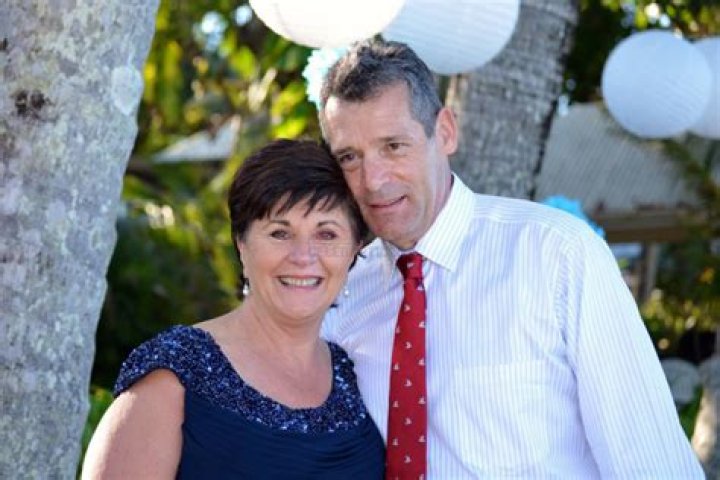 
Maggie Dent Family Life with her Beloved Husband & four Sons 