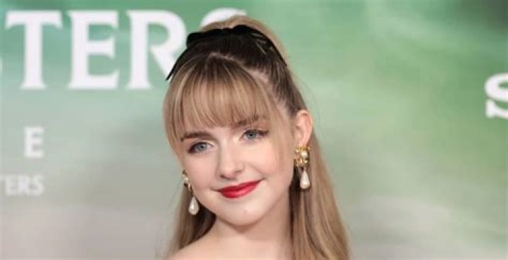 
Mariana Grace Height, Weight, Net Worth, Age, Birthday, Wikipedia, Who, Instagram, Biography 