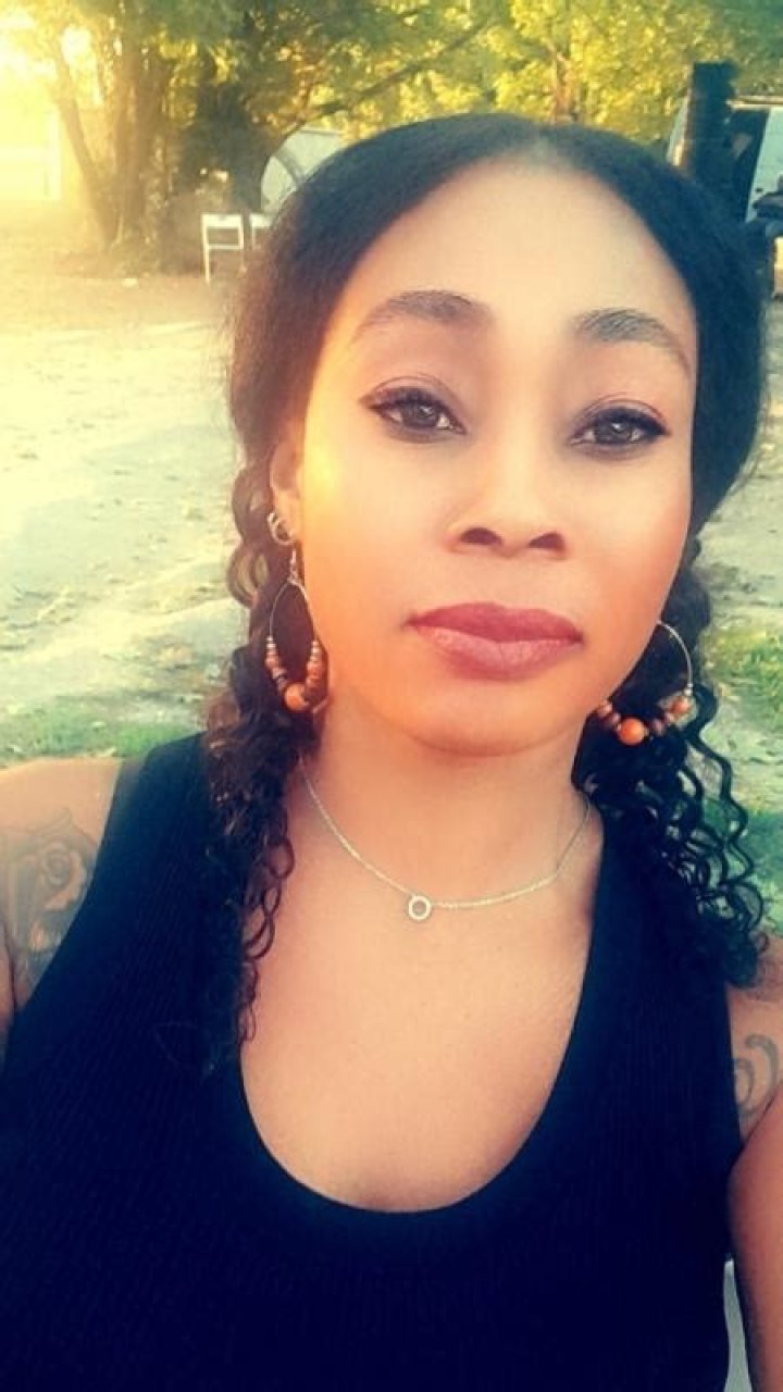 
Marie Flore Height, Weight, Net Worth, Age, Birthday, Wikipedia, Who, Nationality, Biography 