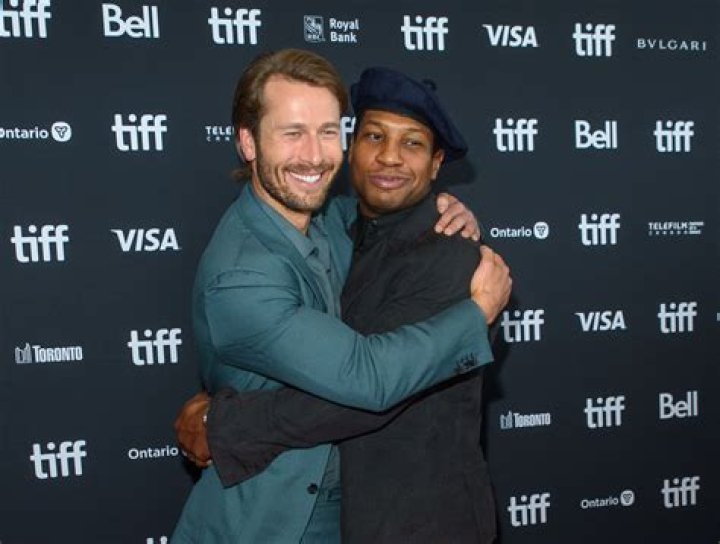 
Mark Caguioa’s Past Relationships 