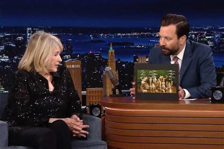 
Martha Stewart Reveals Nativity Scene Made in Prison — And How She Got Warden to Help Make It 