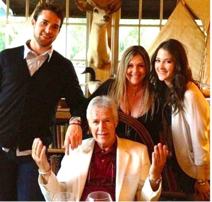 
Meet Alex Trebek’s Wife Jean Currivan and Their 3 Children 
