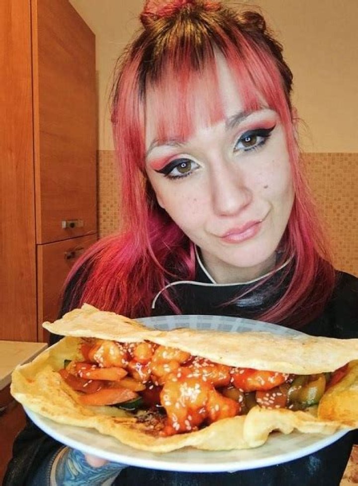 
Mery Liviero Height, Weight, Net Worth, Age, Birthday, Wikipedia, Who, Nationality, Biography 