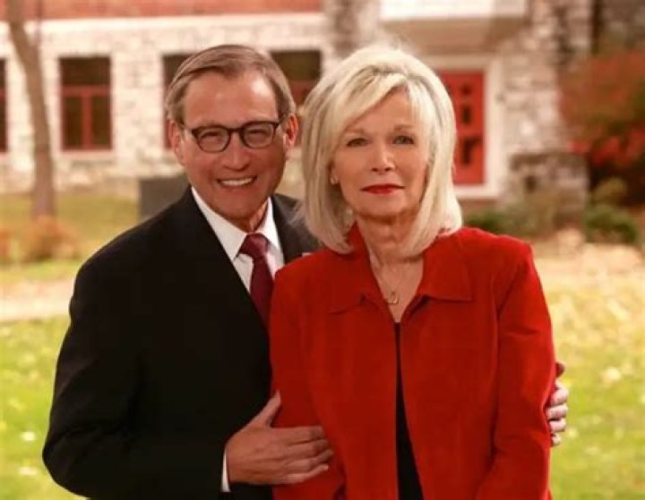 
Michael Neidorff Height, Weight, Net Worth, Age, Birthday, Wikipedia, Who, Nationality, Biography 