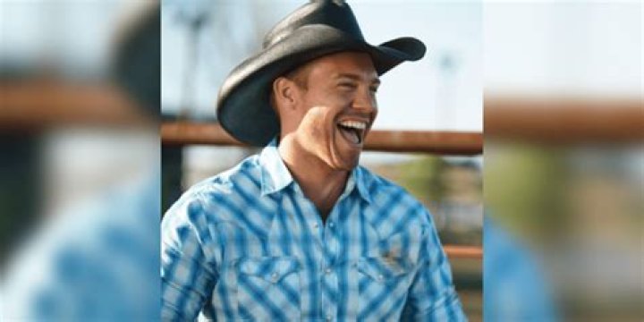 Michael Roark Height, Age, Boyfriend, Biography, Wiki, Net Worth