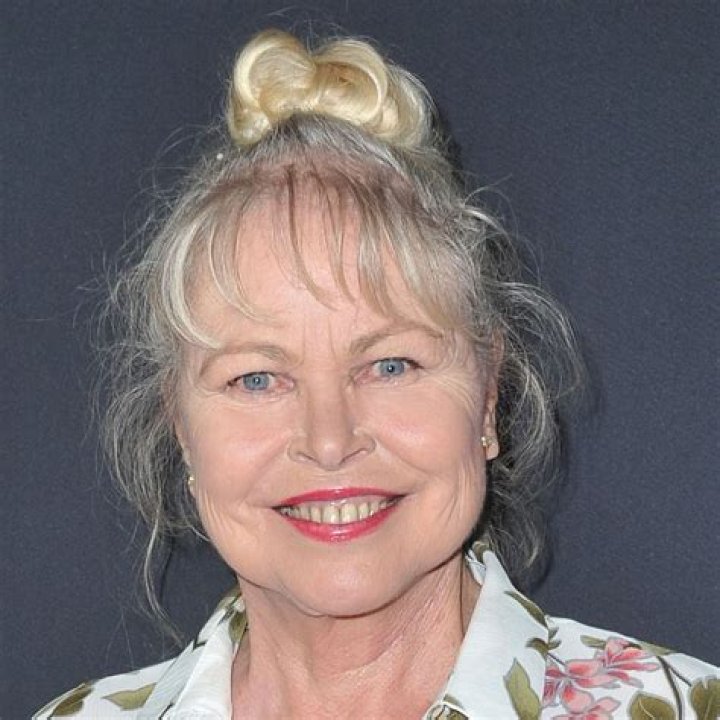 Michelle Phillips Height, Weight, Net Worth, Age, Birthday, Wikipedia, Who, Instagram, Biography