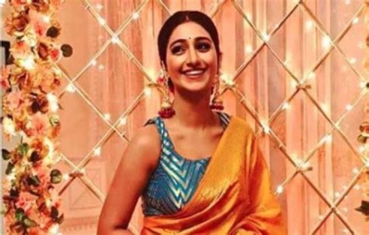 Mohena Kumari Singh Height, Weight, Net Worth, Age, Birthday, Wikipedia, Who, Instagram, Biography