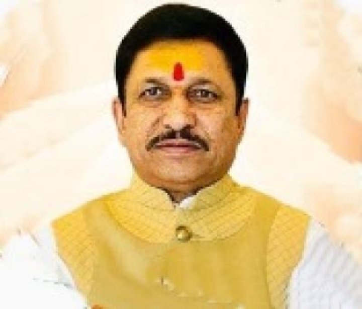 
MP BJP MLA starts foot-march of Chitrakoot’s Siddha Pahad 