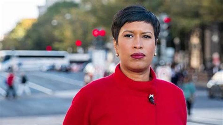 
Muriel Bowser Height, Weight, Net Worth, Age, Birthday, Wikipedia, Who, Nationality, Biography 