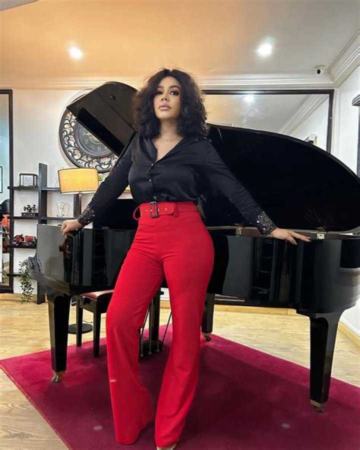 Nadia Buari Height, Weight, Net Worth, Age, Birthday, Wikipedia, Who, Nationality, Biography