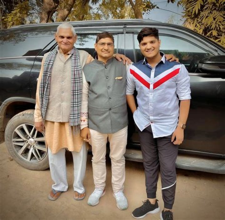 Namit Tiwari Height, Weight, Net Worth, Age, Birthday, Wikipedia, Who, Instagram, Biography