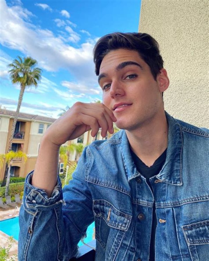
Nick Merico’s Net Worth, Age, Height, Girlfriend, Parents, Wiki 