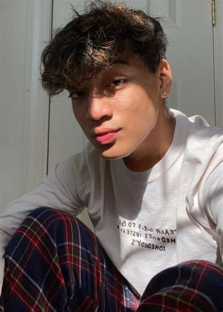 
Noel Gajo Height, Weight, Net Worth, Age, Wiki, Who, Instagram, Biography 