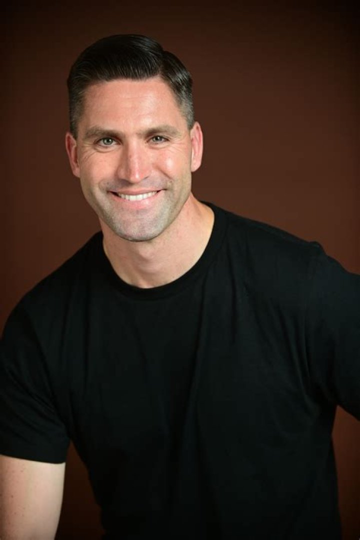 Rob Hughes KMBC Height, Age, Who, Wife, Biography, Wiki, Net Worth