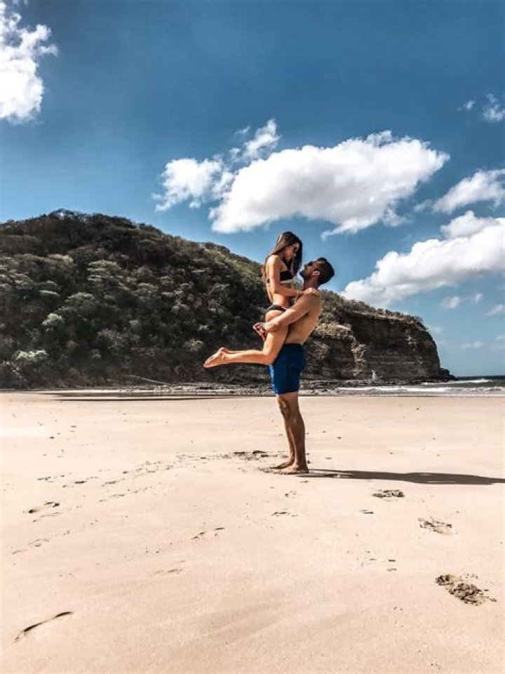 Sahil Bloom is Married to Wife: Elizabeth Bloom. Kids.