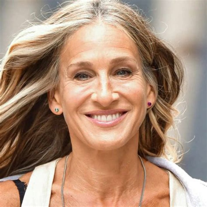 Sarah Jessica Parker Height, Weight, Net Worth, Age, Birthday, Wikipedia, Who, Nationality, Biography