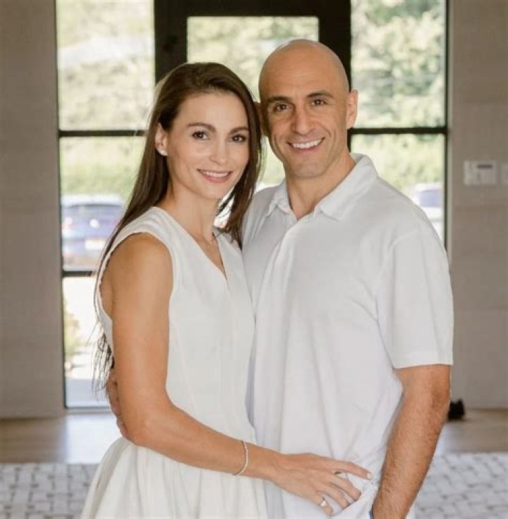 Scott Shleifer is Married to Wife: Dani Schleifer. Kids