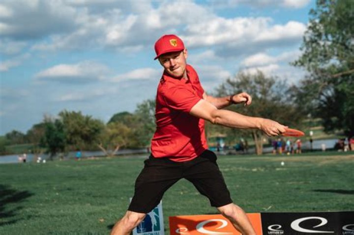 Simon Lizotte Height, Weight, Net Worth, Age, Birthday, Wikipedia, Who, Instagram, Biography