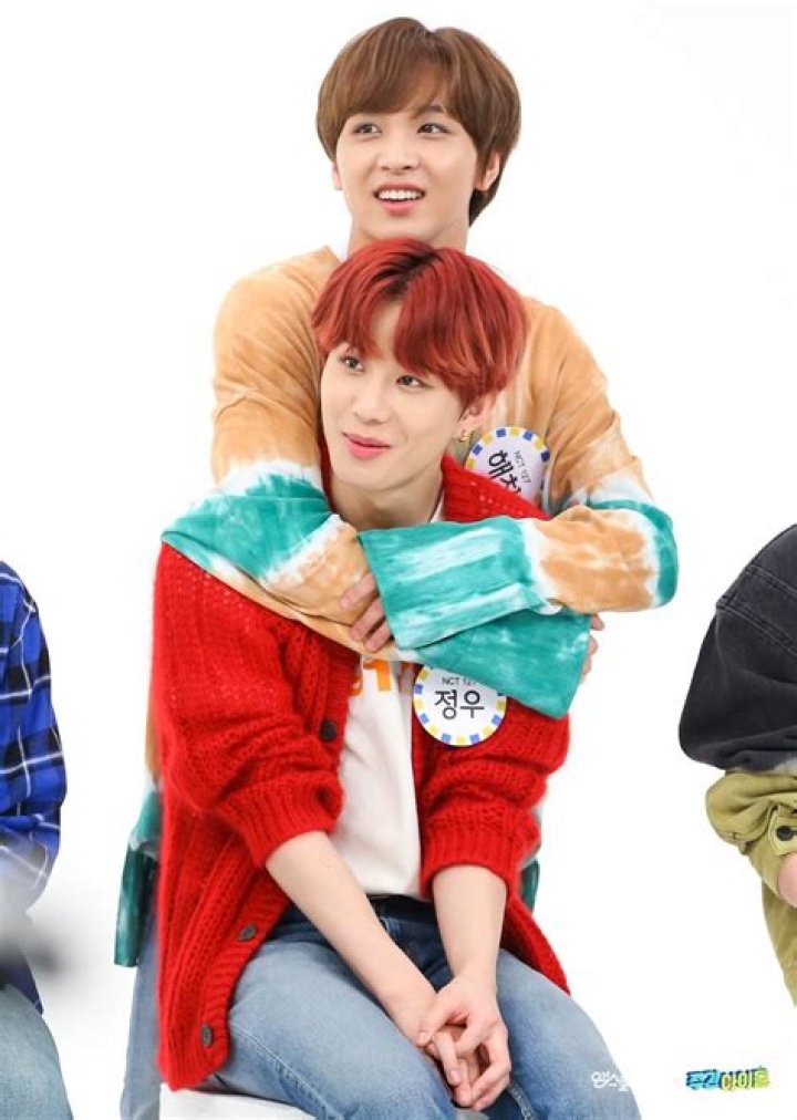 
“SOMEONE HOLD ME”: NCT Haechan and SEVENTEEN Seungkwan’s unexpected interaction makes fans go crazy 