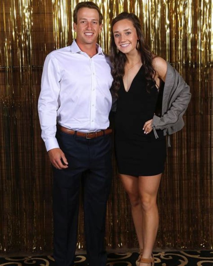 
Spencer Steer Height, Weight, Net Worth, Age, Birthday, Wikipedia, Who, Nationality, Biography 